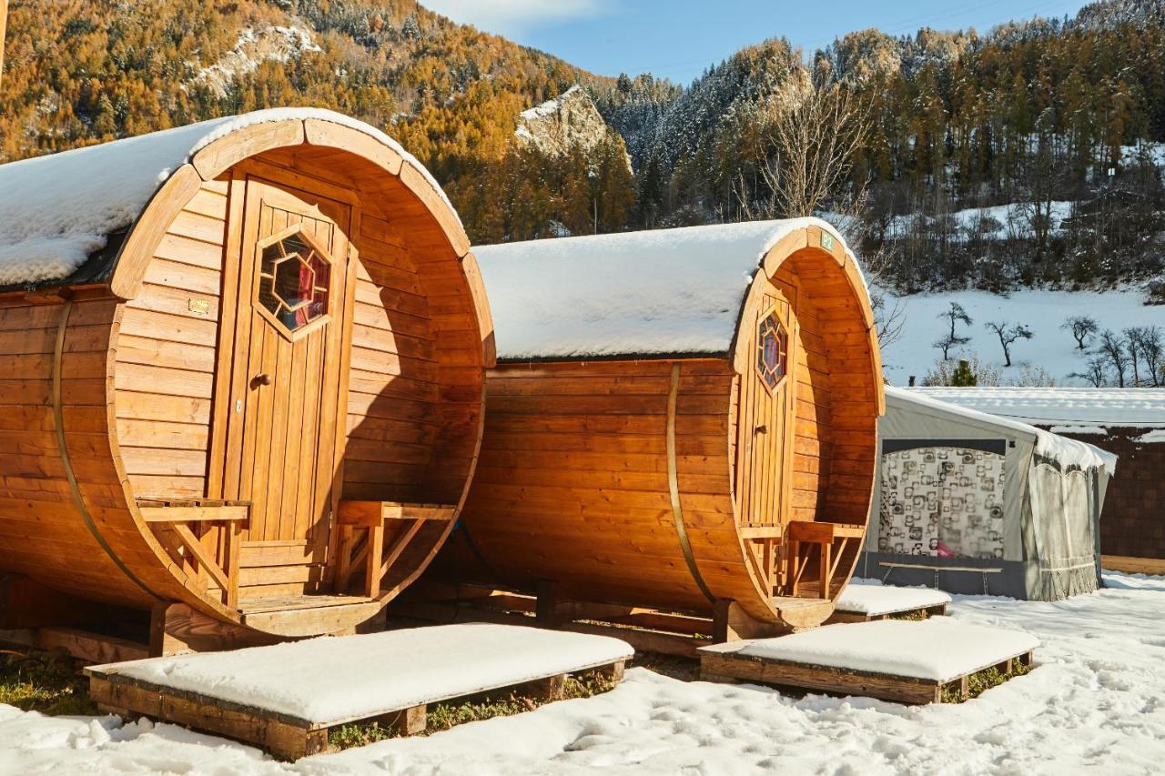 Camping Dreilaendereck Blockhuetten & Apartments Рід-ім-Оберіннталь Екстер'єр фото